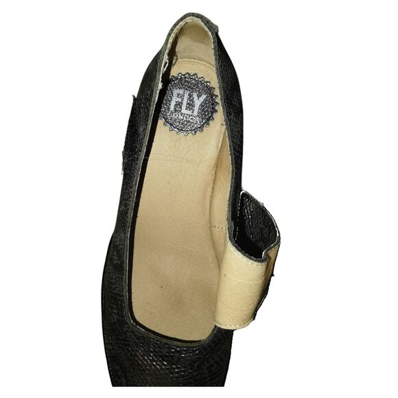 Fly London Lato Mary Jane Platform Wedge Silver Leather US 8  EU Size 38 - Picture 10 of 10